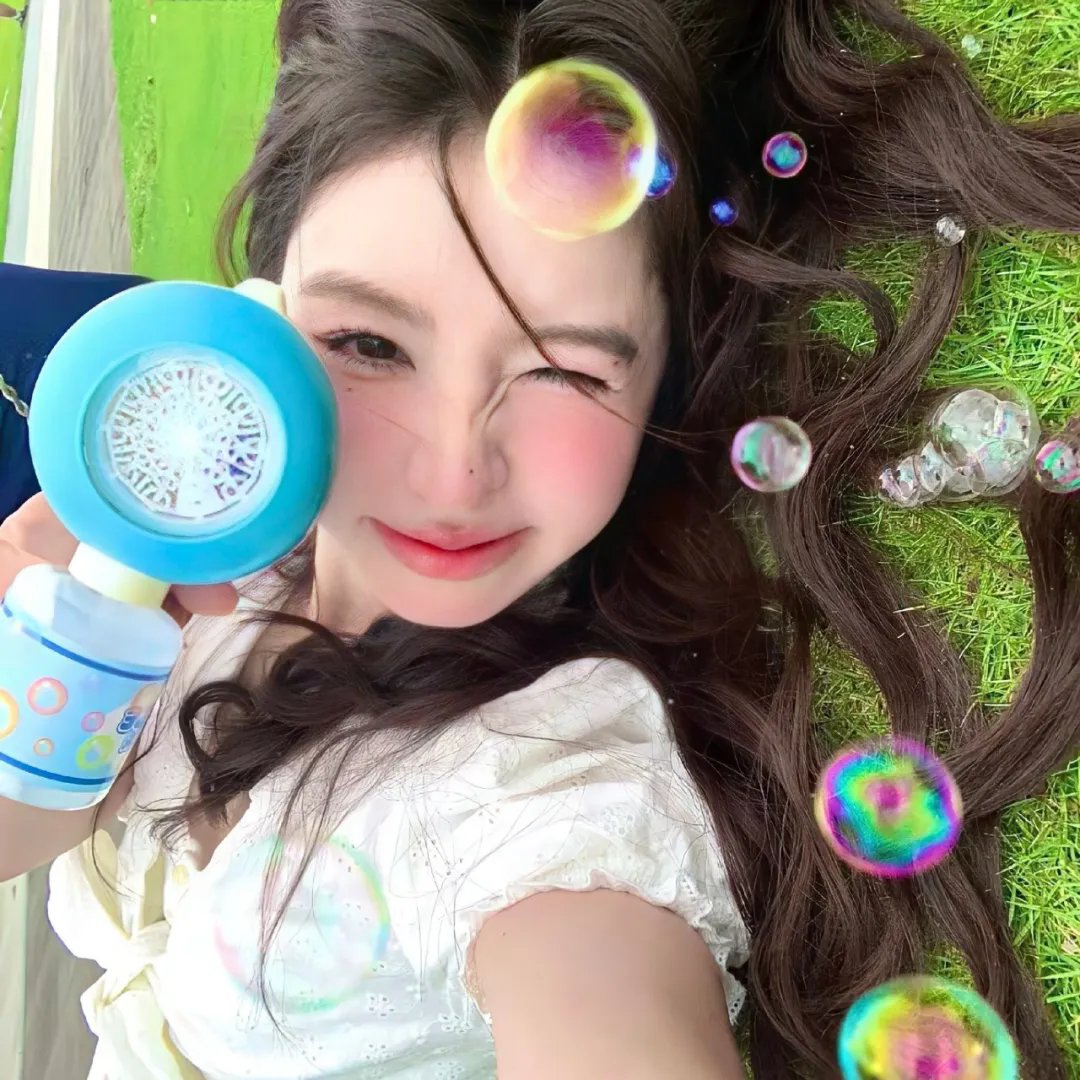敦君与女朋友